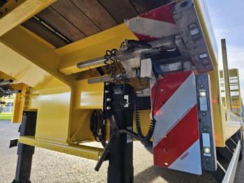 OSDS-58-04/ 4 AXLE / HYDRAULIC RAMPS